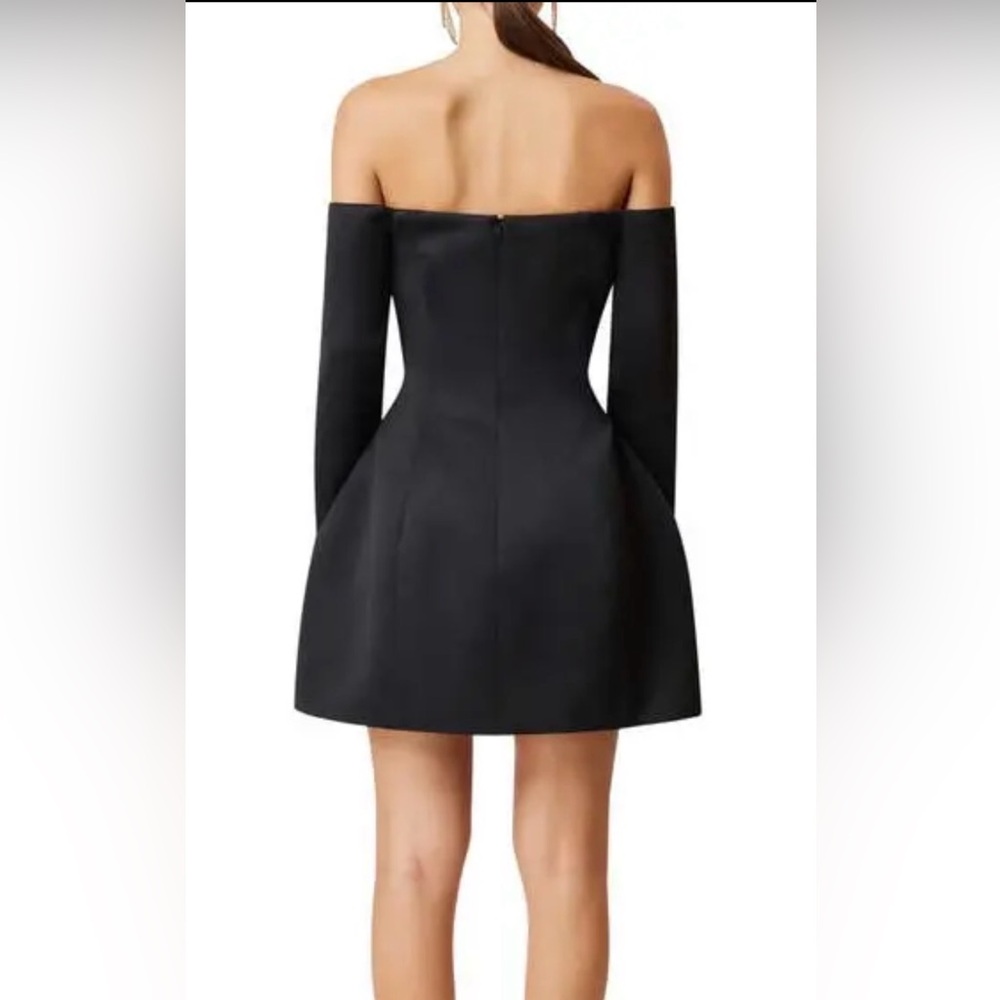 ELLIATT Vida Off The Shoulder Long Sleeve Cocktail Mini Women Size XSmall NEW - Picture 2 of 11